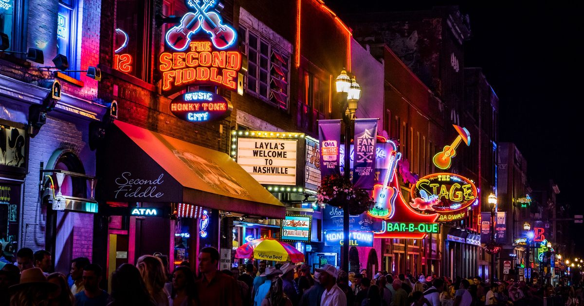 cheap flight to nashville