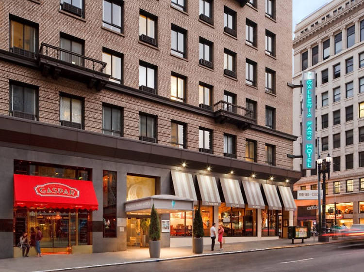 cheap hotels downtown