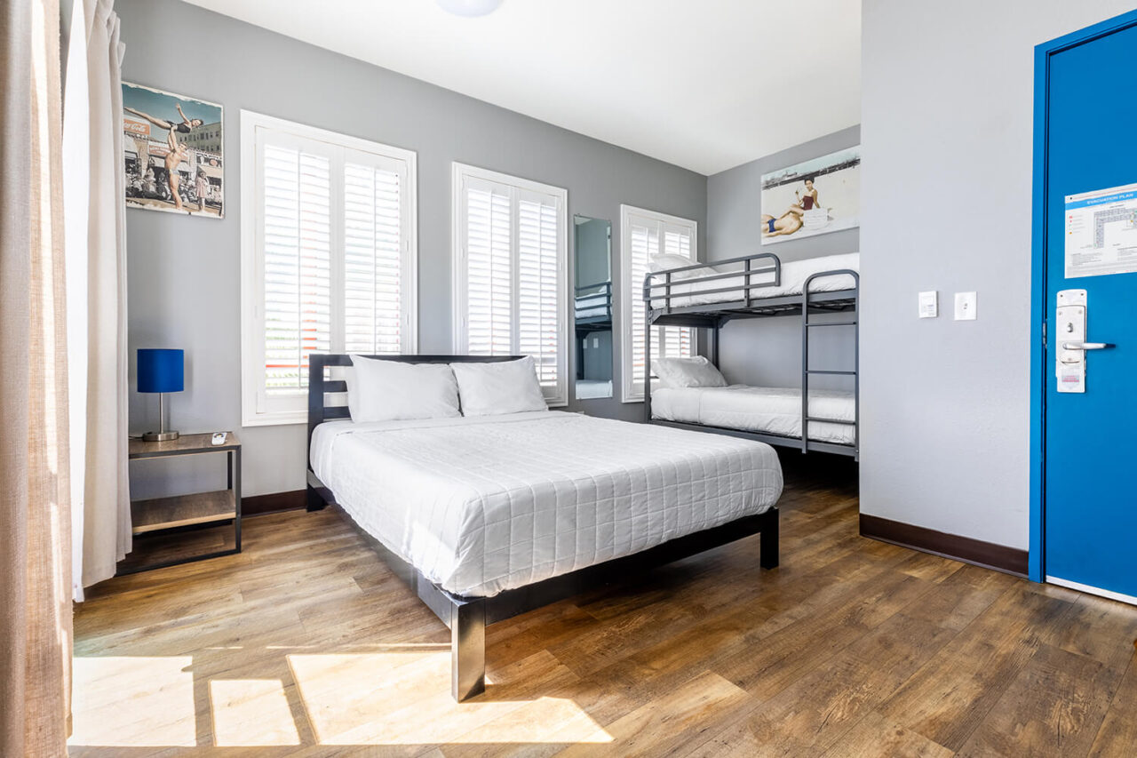 hostel los angeles ca