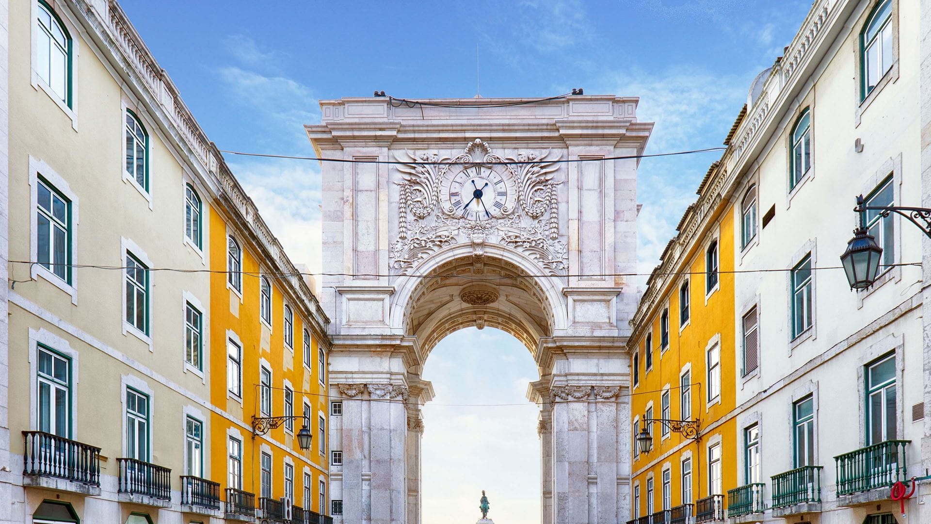 cheap fly to lisbon portugal