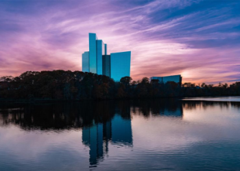 mohegan sun hotel deals