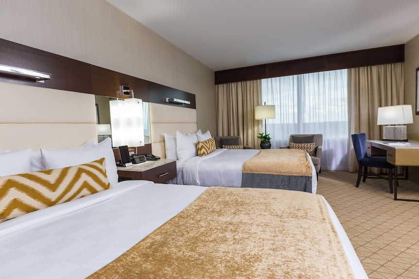 mohegan sun hotel deals