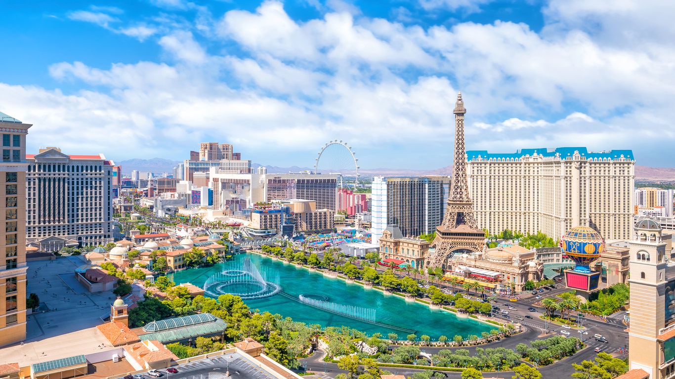 las vegas hotels last minute