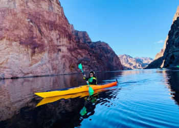 kayak vegas deals