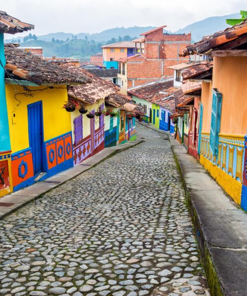 cheap flights to colombia