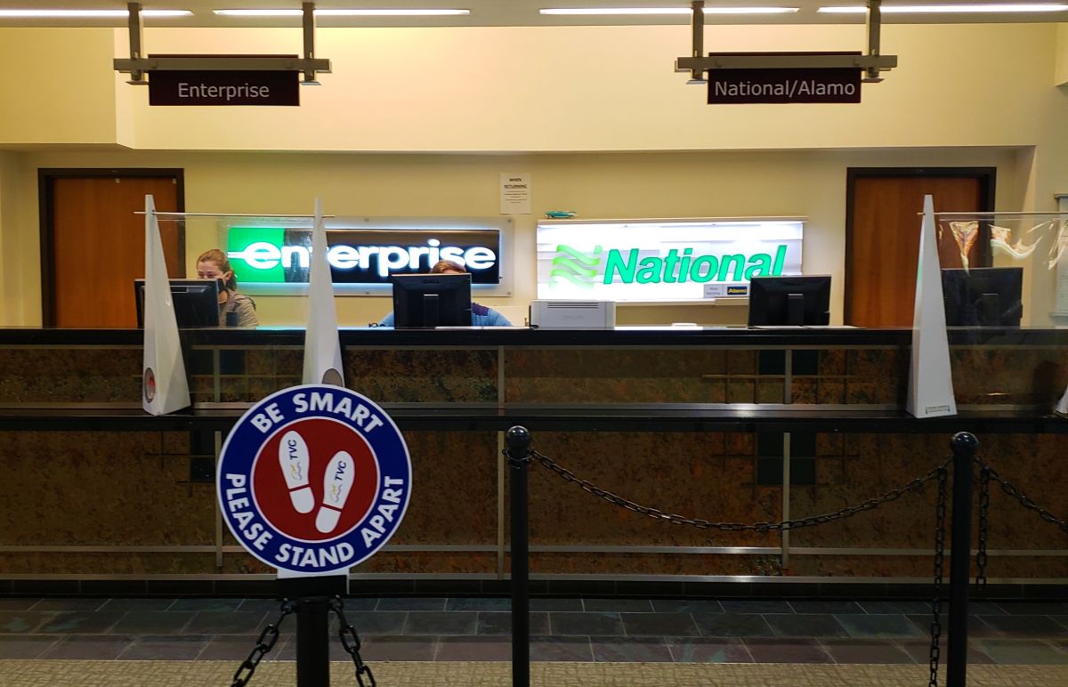 traverse city car hire