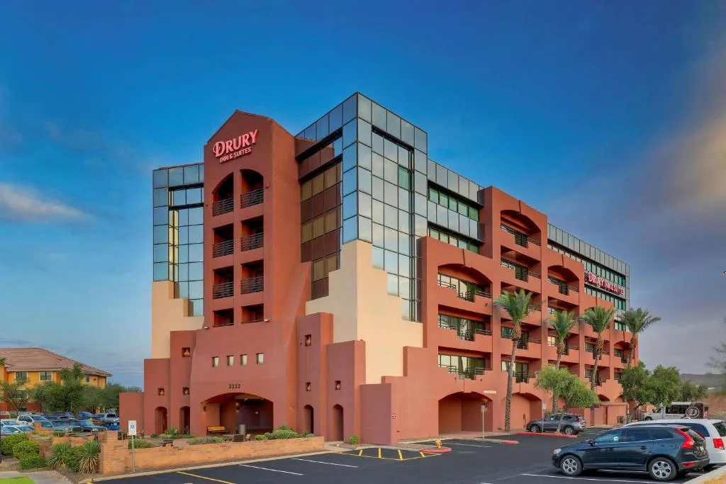 cheap phoenix hotels